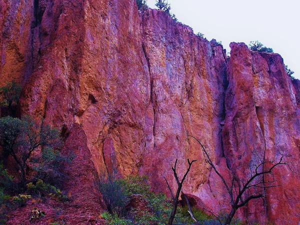  Kanyonda kaya oluşumu.