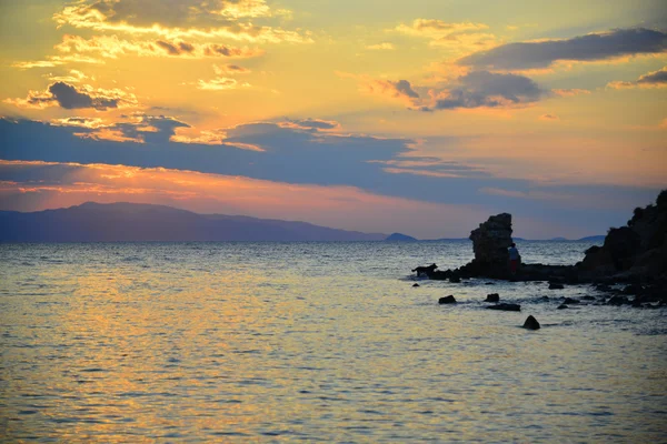 Sonnenuntergang auf der Insel aigina griechenland — Stockfoto