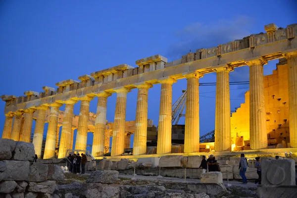 Akropol Akropolis turystycznych przeznaczenia — Zdjęcie stockowe