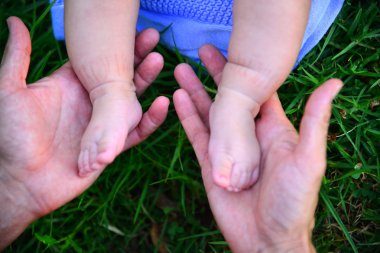 Bebek bacaklar ve memnun etmektedir