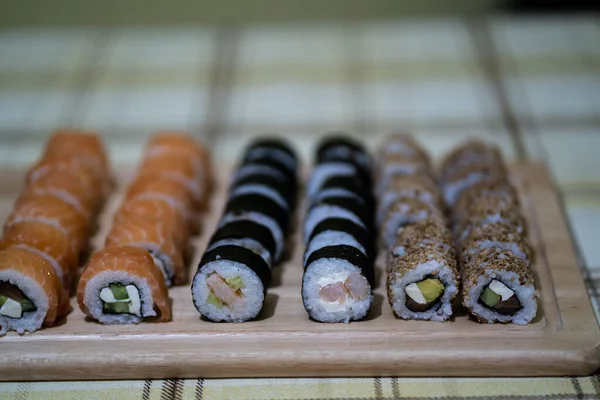 Salmon Cucumber Sushi Rolls — Foto de Stock