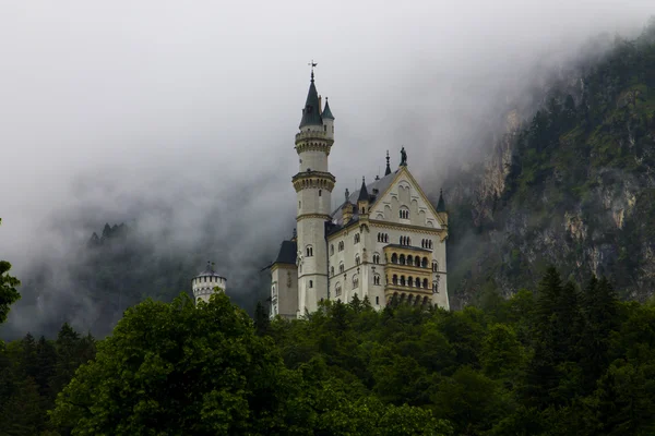 Increíble castillo de Neuschwanstein Fotos De Stock Sin Royalties Gratis