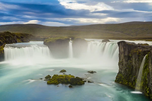 Nádherný vodopád Godafoss na Islandu — Stock fotografie
