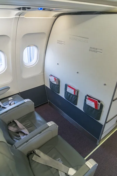 Assentos vazios do avião — Fotografia de Stock