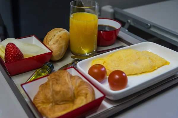 Breakfast in the airplane — Stock Photo, Image