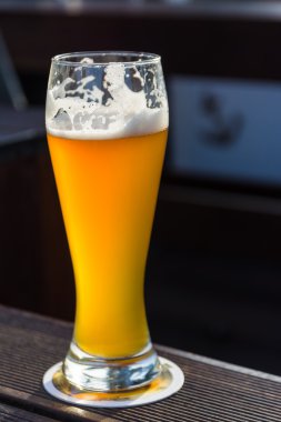 bir bardak bira Alman weiss