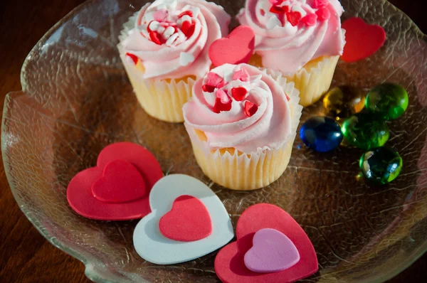 Вкусные кексы на День Святого Валентина — стоковое фото
