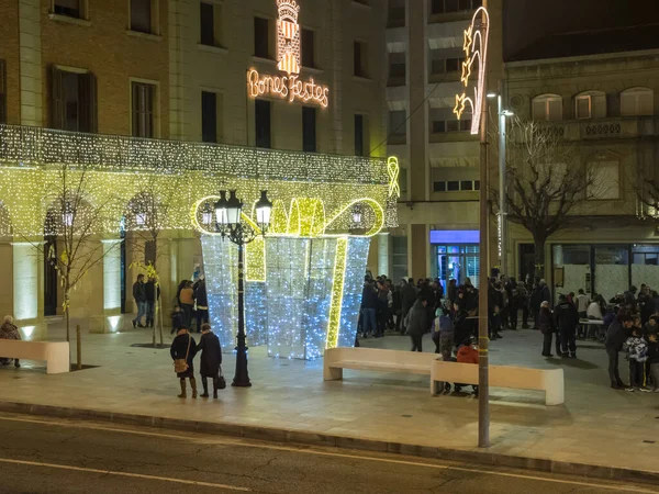 Mollerussa Španělsko 2019 Vánoční Osvětlení Formě Nočního Daru — Stock fotografie