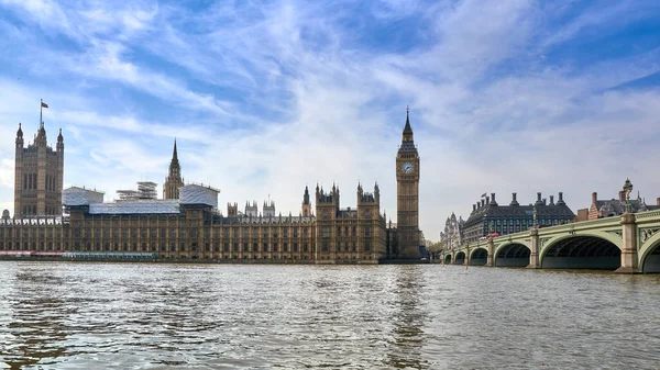 Londres Inglaterra 2016 Casas Del Parlamento Palacio Westminster Cubiertas Lonas —  Fotos de Stock