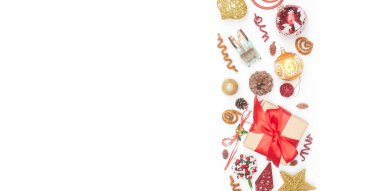 Mutlu Noeller kartpostal afişi, beyaz arkaplanda süslemeler, kopyalama alanı