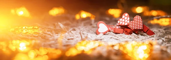 Valentines day concept, red hearts with garland, copy space — Stock Photo, Image