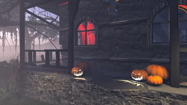 Хэллоуин тыквы на крыльце мрачного дома 2 — стоковое фото