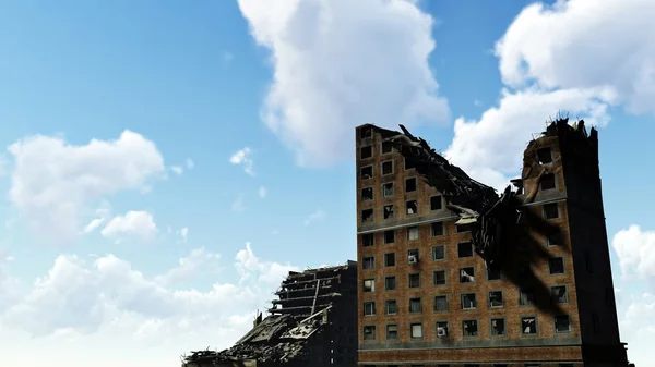 Κτίριο ερείπια εναντίον μπλε συννεφιασμένο ουρανό — Φωτογραφία Αρχείου