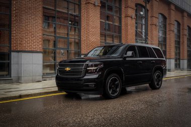 Moskova 'da Siyah Chevrolet Tahoe