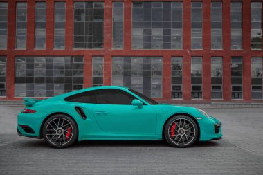 Moskova 'da Porsche 911