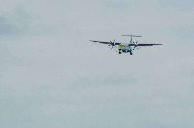 Binter Canarias ATR 72-600 uçağı 1 Ekim 2020 'de Lanzarote havaalanına inmiştir.