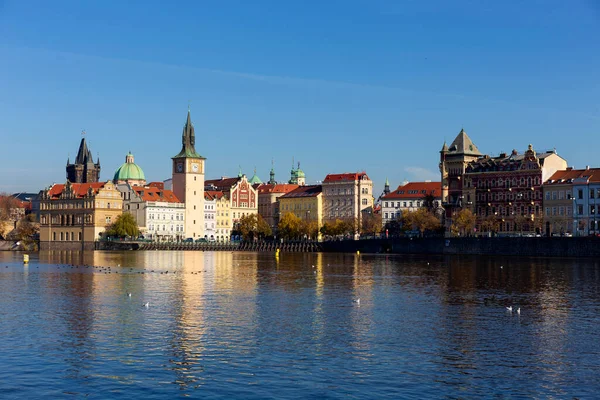 Colorido Otoño Praga Ciudad Vieja Sobre Río Moldava República Checa — Foto de Stock