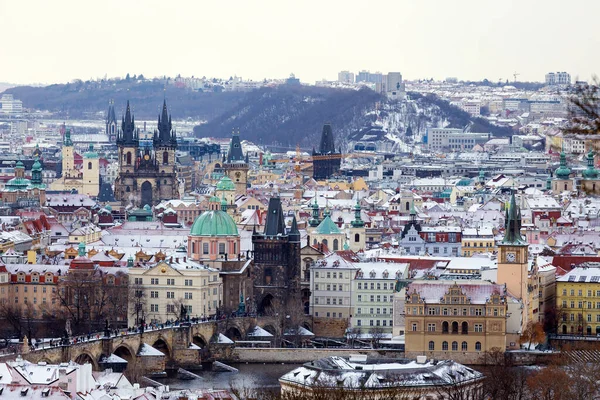 Snowy Prague City Hill Petrin Česká Republika — Stock fotografie