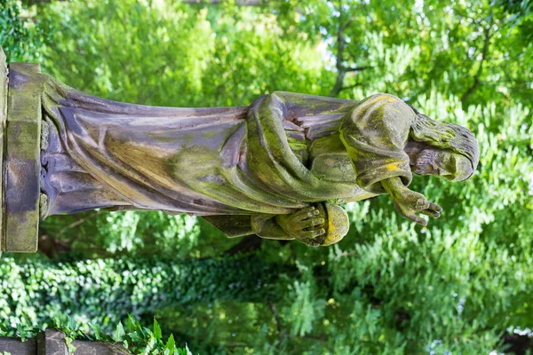 Estátua Histórica Sobre Mistério Antigo Cemitério Praga República Checa — Fotografia de Stock