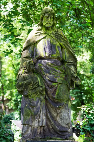 Historische Statue Auf Dem Geheimnisvollen Alten Prager Friedhof Tschechische Republik — Stockfoto