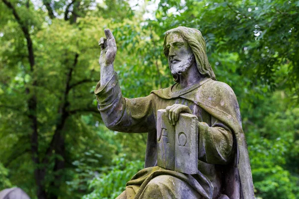 Statua Storica Sul Vecchio Cimitero Praga Repubblica Ceca — Foto Stock