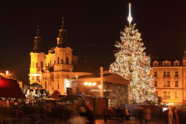 Eski Şehir Meydanı, Prag, Çek Cumhuriyeti 'nde Noel Günü