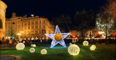 Eski Şehir Meydanı, Prag, Çek Cumhuriyeti 'nde Noel Günü