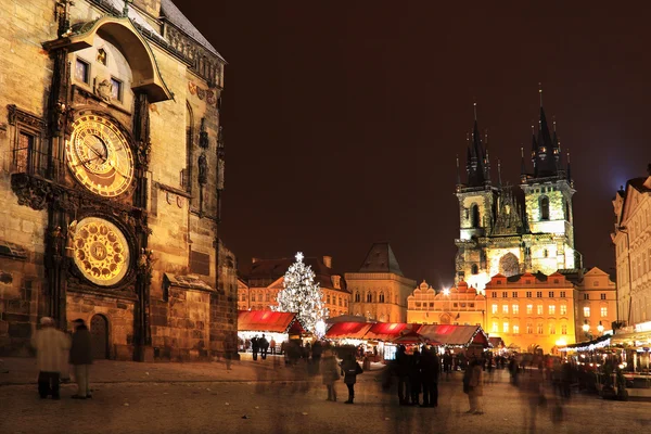 Świąteczny nastrój na Rynku Starego Miasta, Praga, Czechy — Zdjęcie stockowe