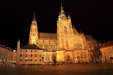 Gotik st. vitus Katedrali üzerinde gece, Çek Cumhuriyeti Prag Kalesi