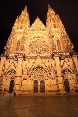 Gotik st. vitus Katedrali üzerinde gece, Çek Cumhuriyeti Prag Kalesi