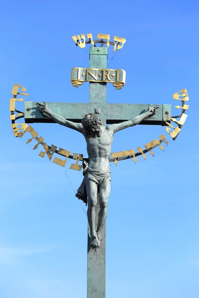 Escultura na Ponte Gótica de Praga Charles, República Checa — Fotografia de Stock