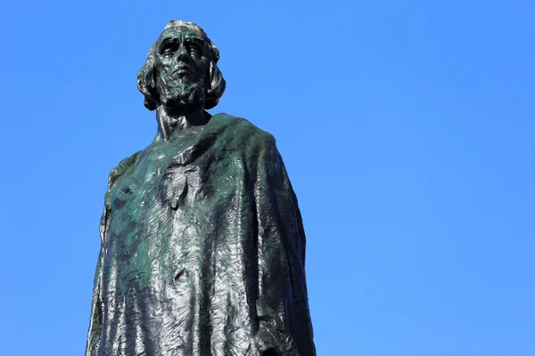 Monumento a Jan Hus en la Plaza Oldtown de Praga — Foto de Stock