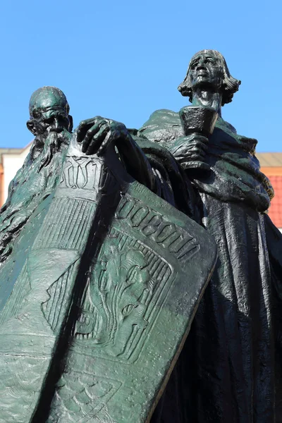 Monumento a Jan Hus en la Plaza Oldtown de Praga — Foto de Stock