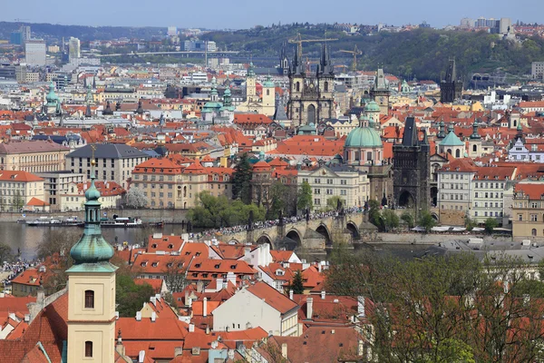 Vista sobre a primavera Praga City, República Checa — Fotografia de Stock