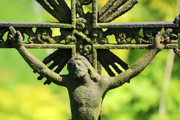 Gesù sul vecchio cimitero del villaggio, Repubblica Ceca — Foto Stock