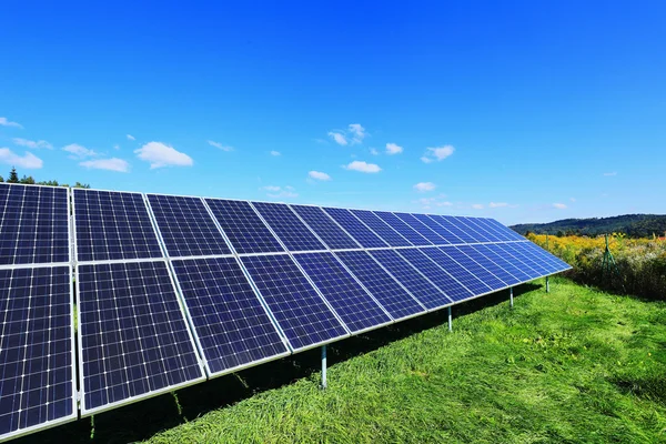Solar Power Station çayır üzerinde detay