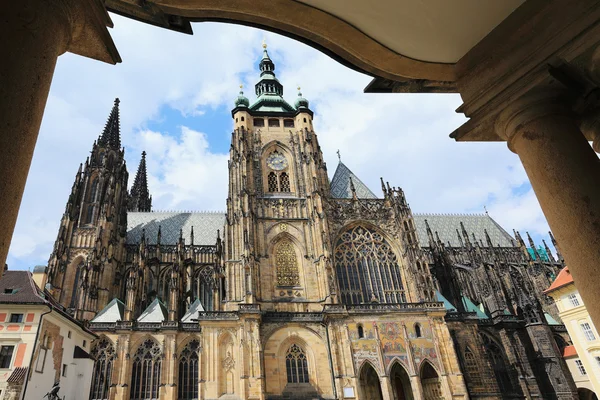 Gothic St. Vitus' Cathedral on Prague Castle, Czech Republic — Stock Photo, Image