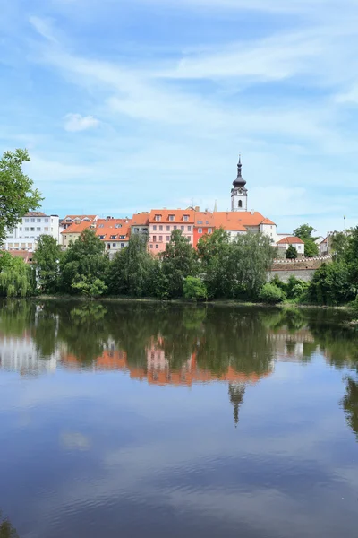 Colorful medieval Town Pisek above the river Otava, Czech Republic — Stock Photo, Image