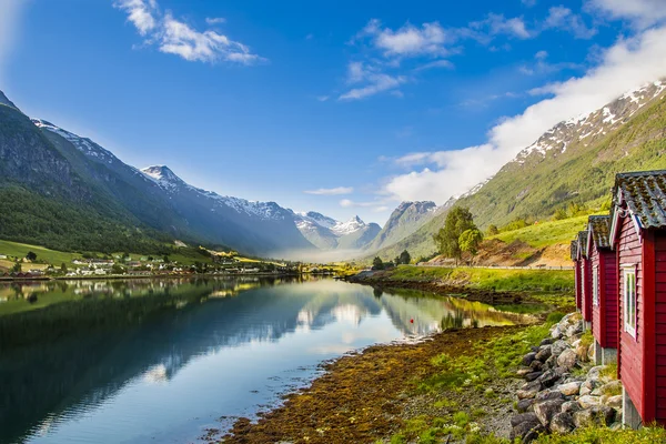 Olden en el Nordfjord, Noruega — Foto de Stock