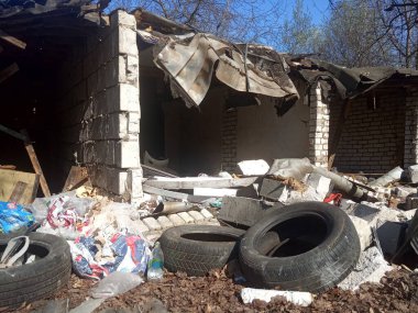  yıkılan bina, deprem, moloz ve enkaz yığını, çöplük