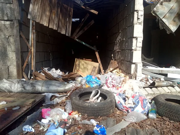 Edificio Destruido Terremoto Pila Escombros Escombros Vertedero —  Fotos de Stock