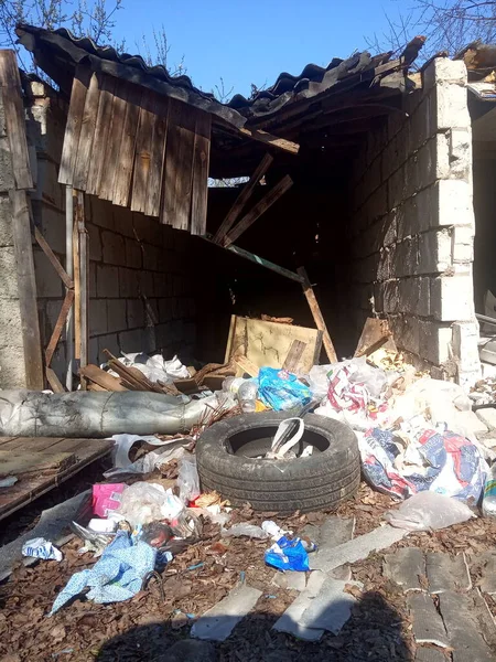 Edificio Destruido Terremoto Pila Escombros Escombros Vertedero —  Fotos de Stock