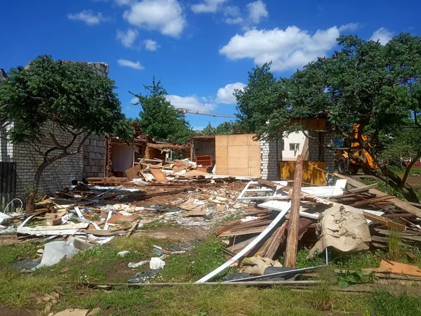 Vernieling Van Een Oud Verwoest Houten Huis Sloop Van Een — Stockfoto