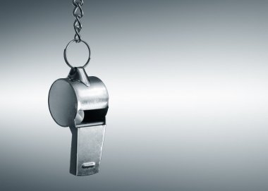 Asılı metal düdük closeup fotoğraf