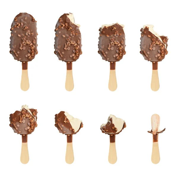 아이스크림 먹는의 다른 단계에. 흰색 절연 — 스톡 사진