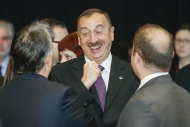 Litvanya 'nın Vilnius kentine yaptığı ziyarette Azerbaycan Ilham Aliyev' in başkanı. Kasım 2013. Yüksek kalite fotoğraf