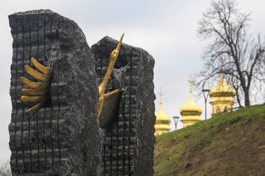 1932 - 1933 yılları arasında, Holodomor (Ukrayna 'daki büyük açlık) kurbanlarına adanmış Holodomor kurbanları için anıt parçası. Kyiv, Ukrayna. Kasım 2020