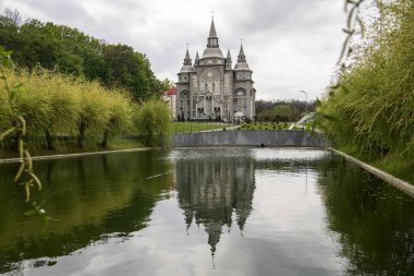Dua Evi, Avrupa 'nın en büyük Baptist kiliselerinden biri. Vinnytsia, Ukrayna. Mayıs 2021. Yüksek kalite fotoğraf