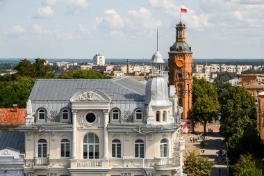 Eski su kulesinin manzarası, şimdi Ukrayna 'nın Vinnytsia şehrinin tarihi merkezindeki müze. Temmuz 2021. Yüksek kalite fotoğraf