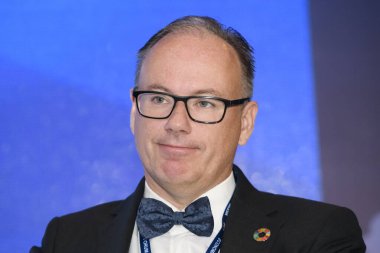 Avrupa Bölgeleri Meclisi Başkanı Magnus Berntsson 30. ECONOMIC Forumu sırasında 8 Eylül 2021 'de Polonya' nın Karpacz kentinde. Yüksek kalite fotoğraf